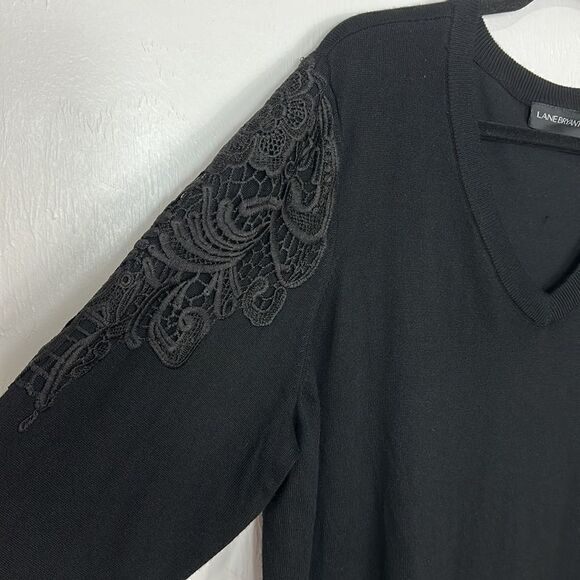❤️Last Chance Lane Bryant Black Long Sleeve Lace Appliqué Sweater Size 24/26 - Picture 2 of 10